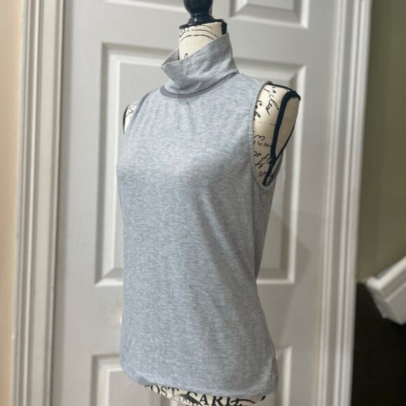 ATHLETA MOCK NECK SLEEVELESS TOP GREY COLOR SIZE SMALL - Picture 4 of 15